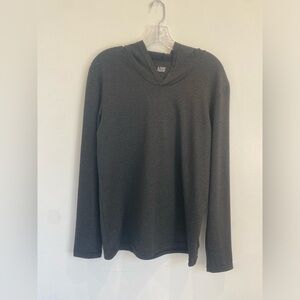 Lightweight Slim Fit Long Sleeve Hooded Casual Workout Top Pull Over Men Large